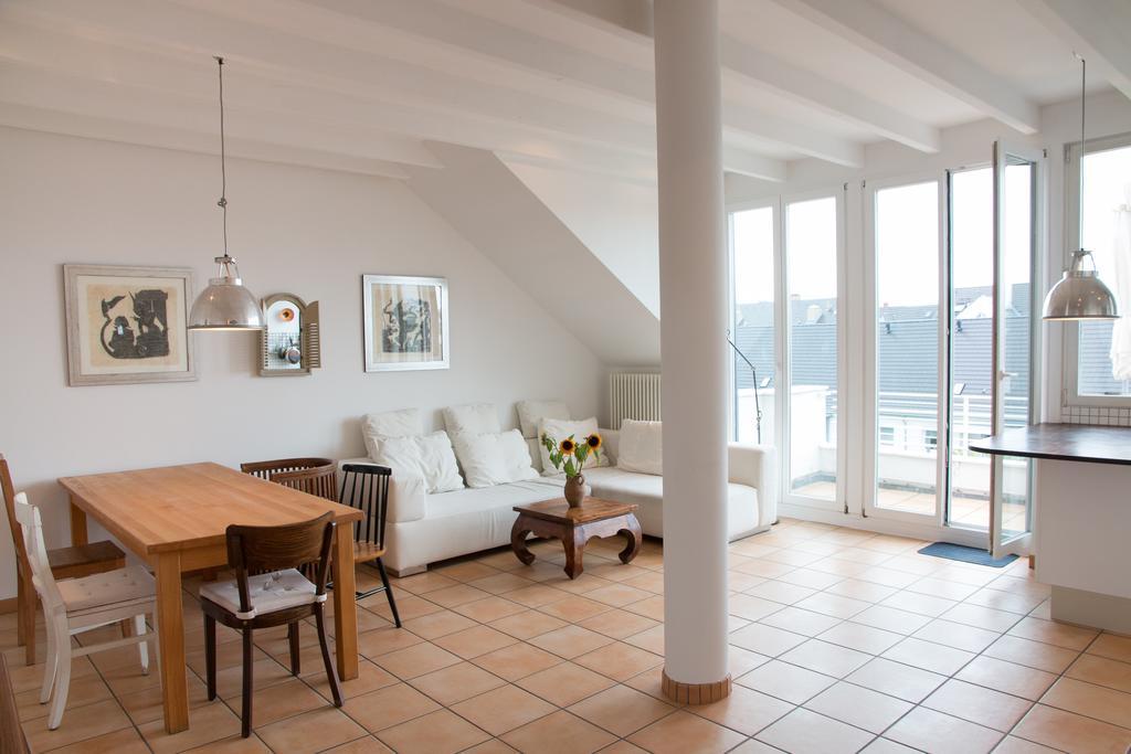 Apartment Medienhafen 46 Sqm Dusseldorf Bagian luar foto